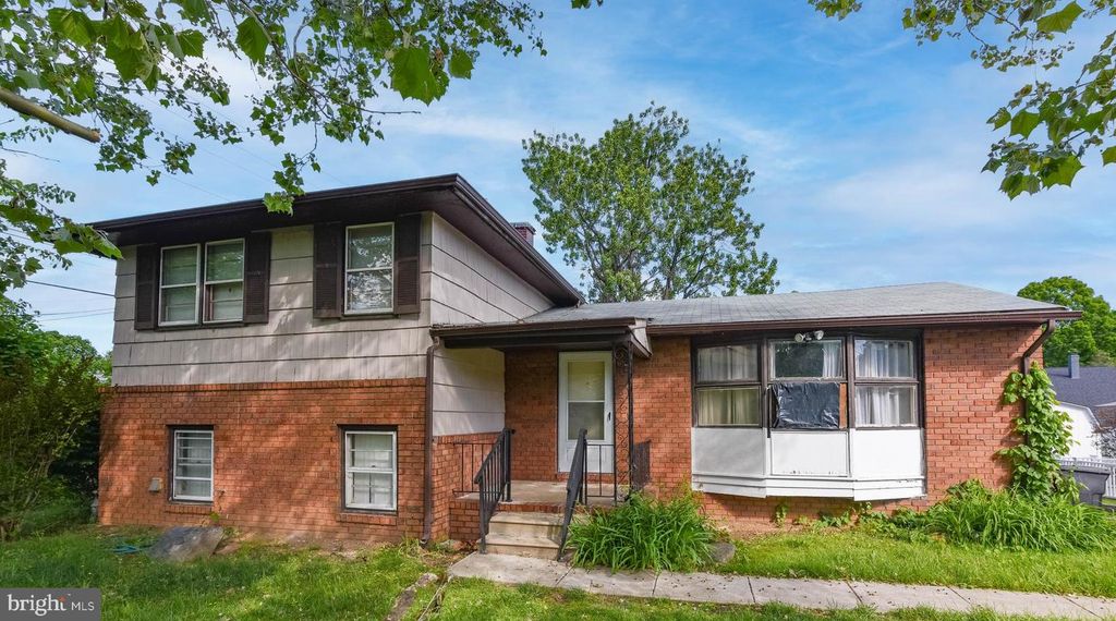 4510 OLD COURT RD, Baltimore, MD 21208