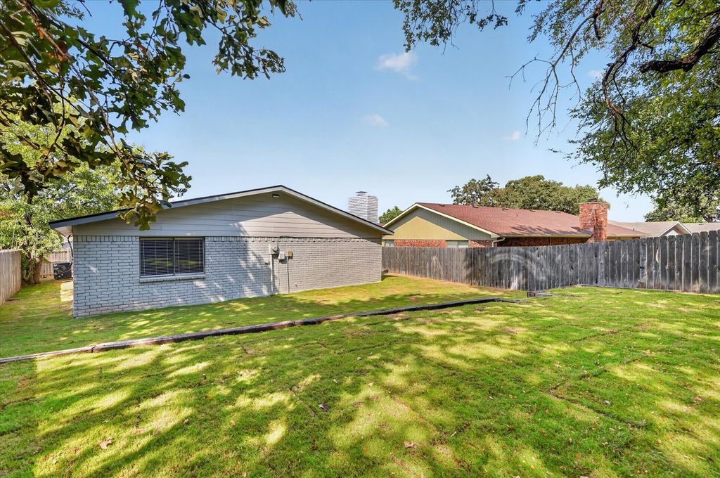 4721 Woodfield Drive, Arlington, TX 76016 — photo 4