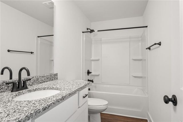 109 Indian Wells Court, Harmony, NC 28634