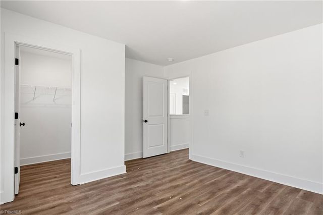 109 Indian Wells Court, Harmony, NC 28634