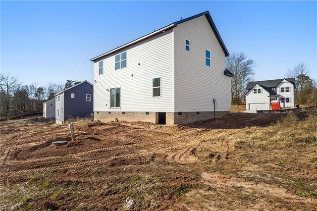 109 Indian Wells Court, Harmony, NC 28634