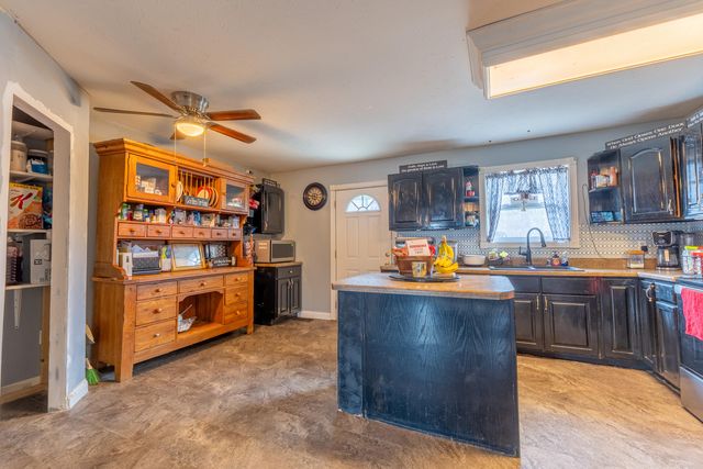 375 Canterbury Drive, Science Hill, KY 42553