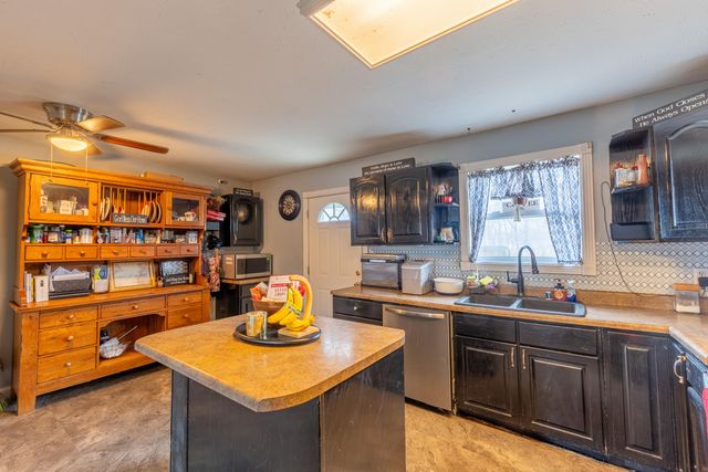 375 Canterbury Drive, Science Hill, KY 42553