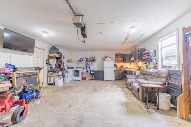 375 Canterbury Drive, Science Hill, KY 42553