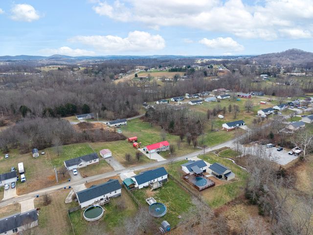 375 Canterbury Drive, Science Hill, KY 42553