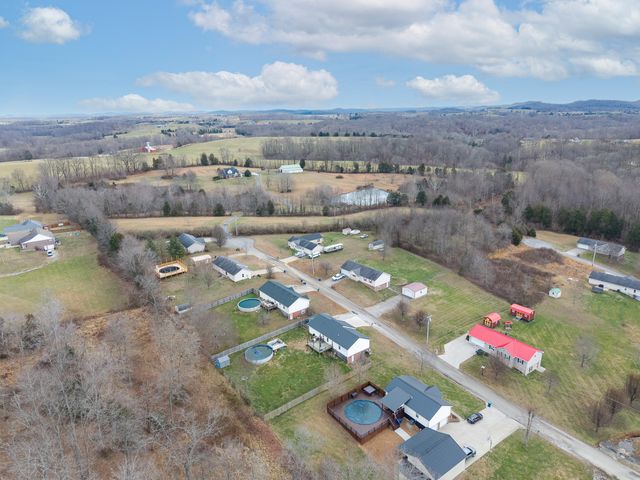 375 Canterbury Drive, Science Hill, KY 42553