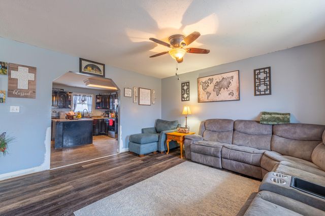 375 Canterbury Drive, Science Hill, KY 42553