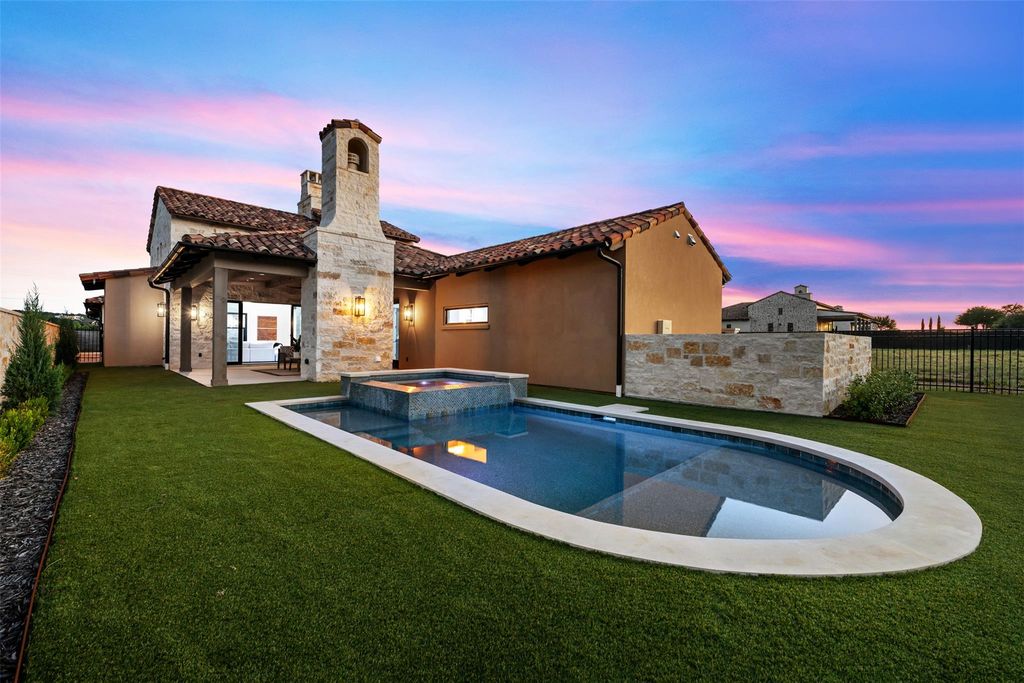 92 Encantada, Horseshoe Bay, TX 78657