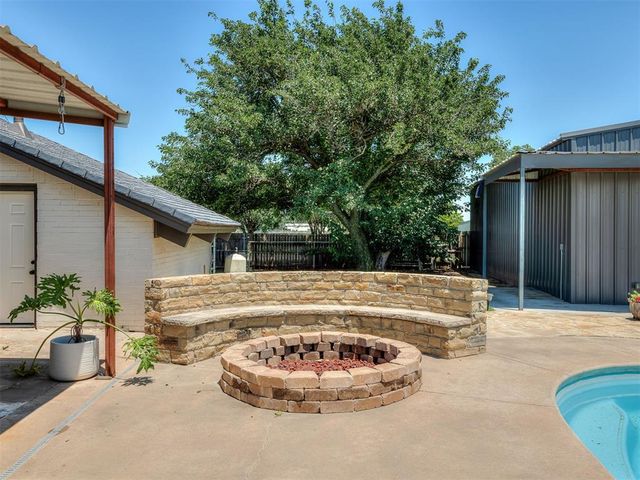 2701 60th NW Avenue, Norman, OK 73072
