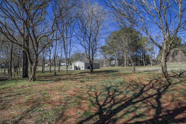 285 Trotters Way, Jefferson, GA 30549