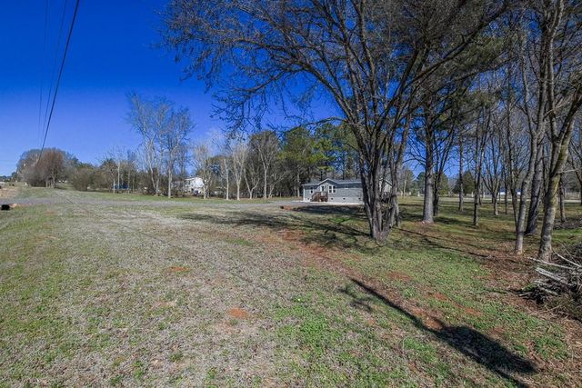 285 Trotters Way, Jefferson, GA 30549