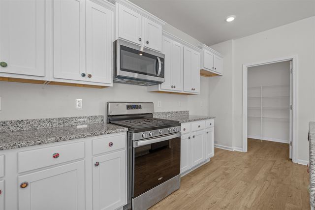 328 Emery Oak Dr., Murrells Inlet, SC 29576