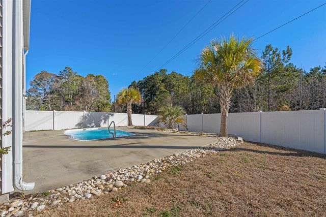 328 Emery Oak Dr., Murrells Inlet, SC 29576