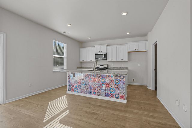 328 Emery Oak Dr., Murrells Inlet, SC 29576