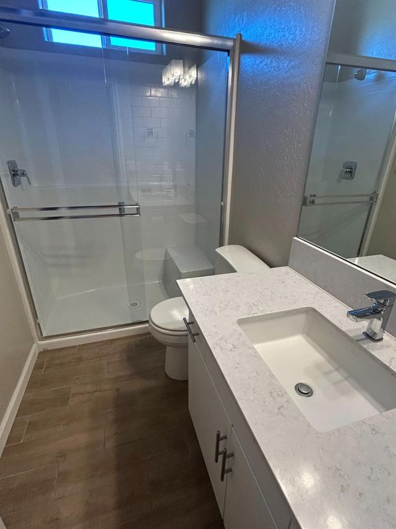 Image 22 of property listing at 428 Cathedral Court S, Madera, CA 93636