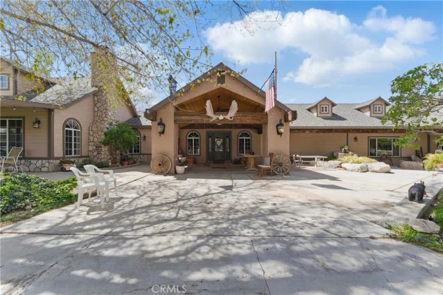 20130 Monte Vista Lane, Apple Valley, CA 92308
