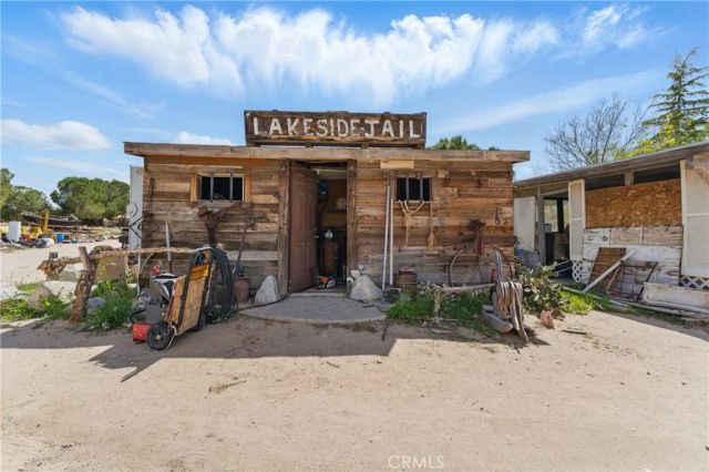 20130 Monte Vista Lane, Apple Valley, CA 92308