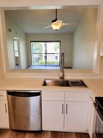 21950 Soundview Ter 209, Boca Raton, FL 33433