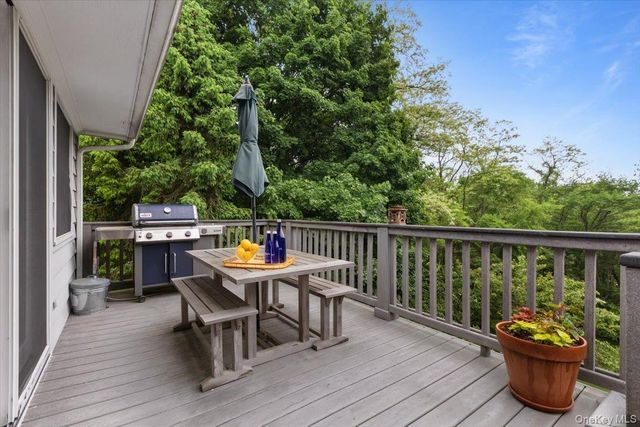 107 Tower Hill Road, Briarcliff Manor, NY 10510
