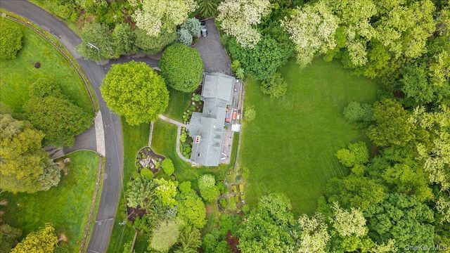 107 Tower Hill Road, Briarcliff Manor, NY 10510