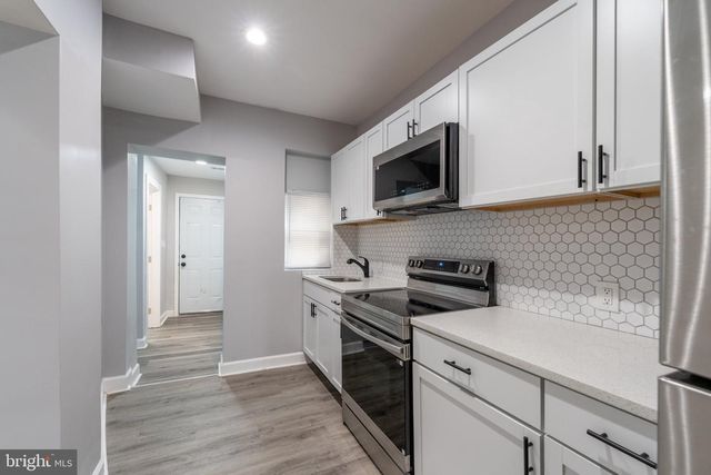 2922 RIDGEWOOD AVE, Baltimore, MD 21215