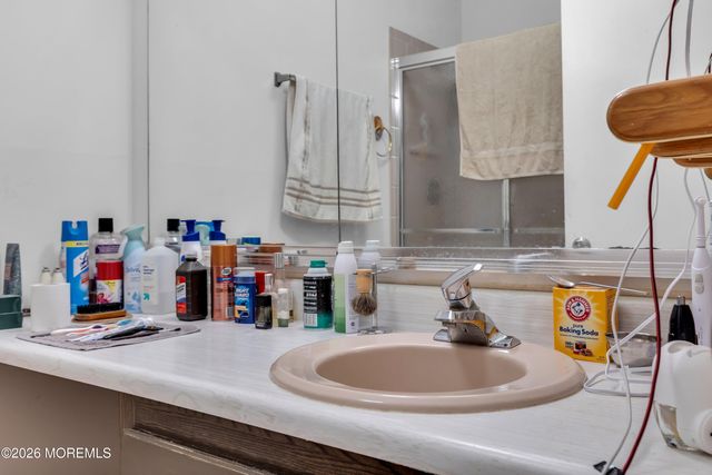 229 Medford Court A, Manalapan, NJ 07726