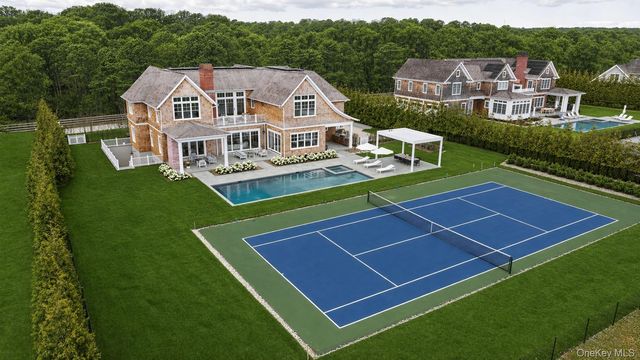 450 Seven Ponds Towd Road, Water Mill, NY 11976