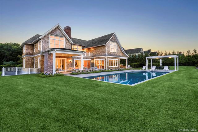 450 Seven Ponds Towd Road, Water Mill, NY 11976