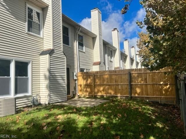 1716 Alvena LN, Virginia Beach, VA 23464