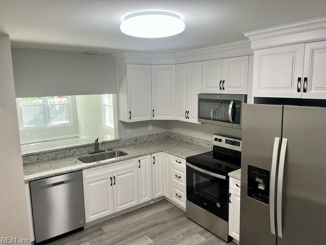 1716 Alvena LN, Virginia Beach, VA 23464