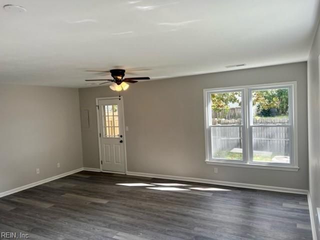 1716 Alvena LN, Virginia Beach, VA 23464