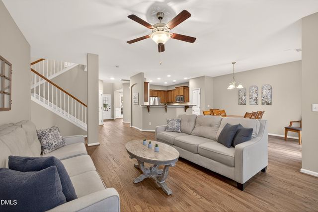 200 Shorehouse Way, Holly Springs, NC 27540