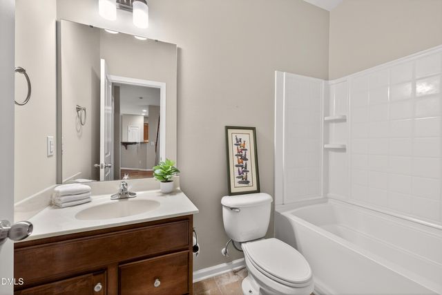 200 Shorehouse Way, Holly Springs, NC 27540