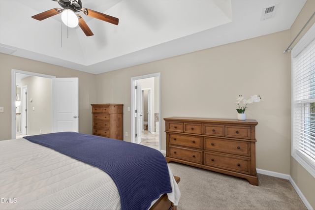 200 Shorehouse Way, Holly Springs, NC 27540