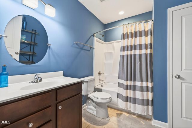 200 Shorehouse Way, Holly Springs, NC 27540