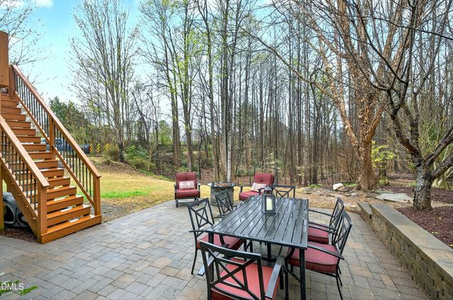 200 Shorehouse Way, Holly Springs, NC 27540