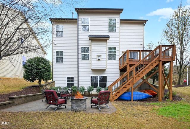 200 Shorehouse Way, Holly Springs, NC 27540