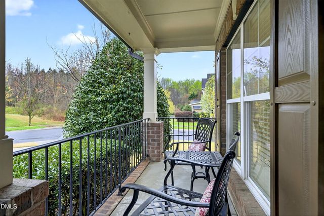 200 Shorehouse Way, Holly Springs, NC 27540