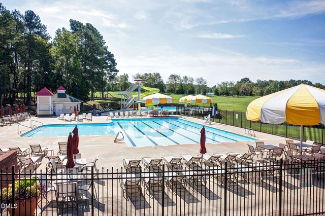 200 Shorehouse Way, Holly Springs, NC 27540