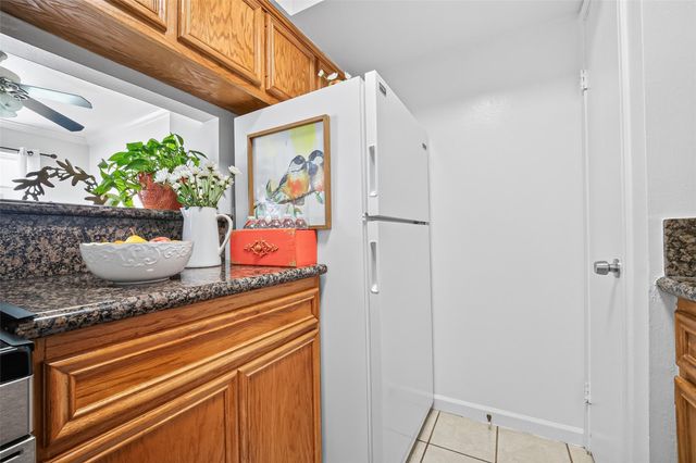 6402 Del Monte Drive 65, Houston, TX 77057