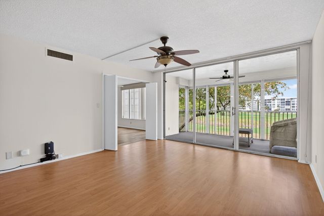2651 S Palm Aire Drive 302, Pompano Beach, FL 33069