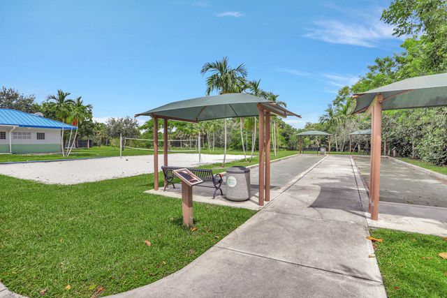 2651 S Palm Aire Drive 302, Pompano Beach, FL 33069