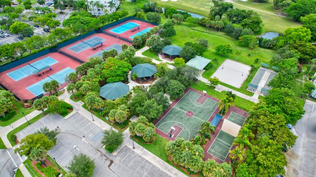 2651 S Palm Aire Drive 302, Pompano Beach, FL 33069