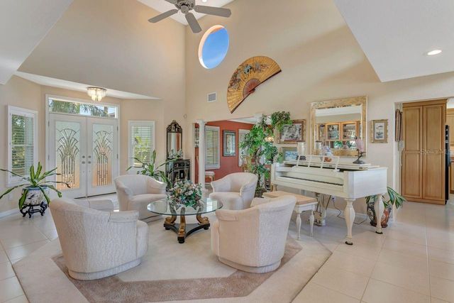 205 6TH STREET E, Tierra Verde, FL 33715