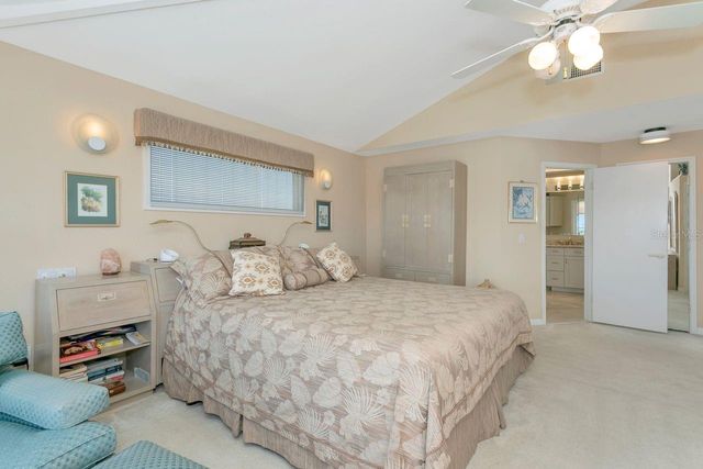 205 6TH STREET E, Tierra Verde, FL 33715