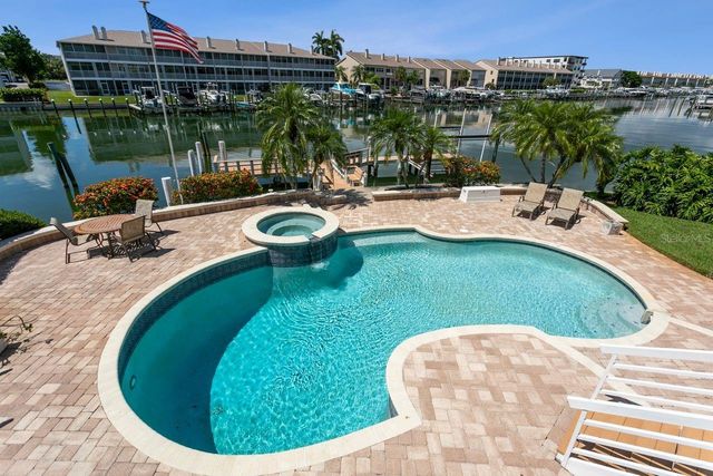 205 6TH STREET E, Tierra Verde, FL 33715