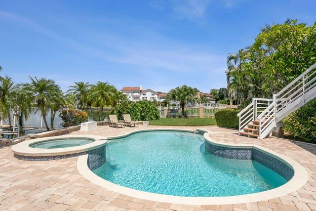 205 6TH STREET E, Tierra Verde, FL 33715