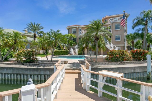 205 6TH STREET E, Tierra Verde, FL 33715