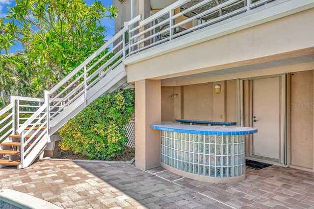 205 6TH STREET E, Tierra Verde, FL 33715
