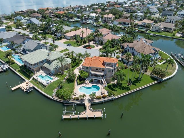 205 6TH STREET E, Tierra Verde, FL 33715